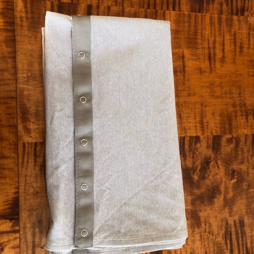 Lululemon Vinyasa wrap scarf euc